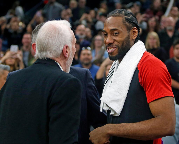 乔-科尔：基耶萨应获得更多时间，他是我愿意合作的那种球员（乔-科尔：基耶萨该获得更多出场时间，他正是我想合作的类型）