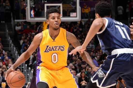 奥赖利：我们队内互相配合得很好；现在不会讨论争冠（奥赖利：队内默契十足，暂不谈争冠）