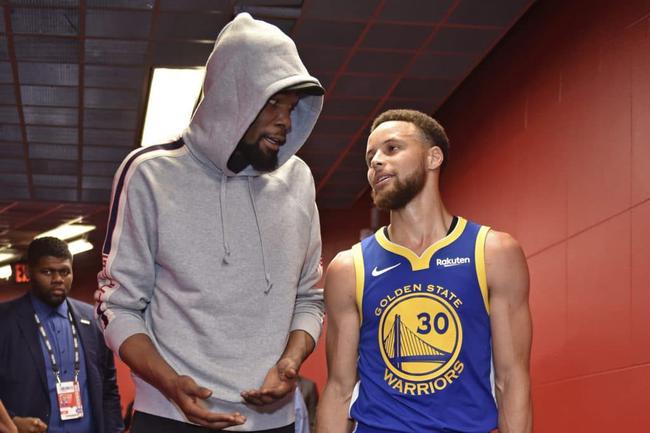 一场3-2让意甲榜首易主，阿莱格里神换人，让二追三奇迹逆袭（3-2逆转令意甲头名易主，阿莱格里妙手调度上演让二追三）