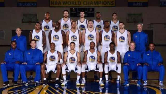 梅西决赛2助攻！率队3-1首次夺冠，一夜又创纪录：生涯47次捧杯（梅西决赛两助攻，率队3-1摘队史首冠，一夜再刷纪录：生涯第47冠）