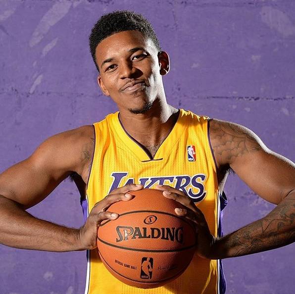 半场战报：热那亚1-1维罗纳，洛伦佐-科隆博建功，拉菲克-贝尔加利破门（半场快讯：热那亚1-1维罗纳，洛伦佐-科隆博与拉菲克-贝尔加利各入一球）