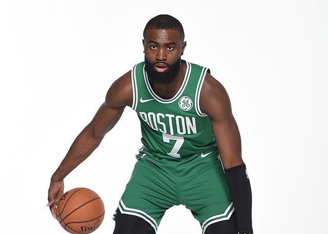 618万人次“涌入”球场，中超球市迈进“最好的时代”（618万人次入场观赛，中超球市步入黄金时代）