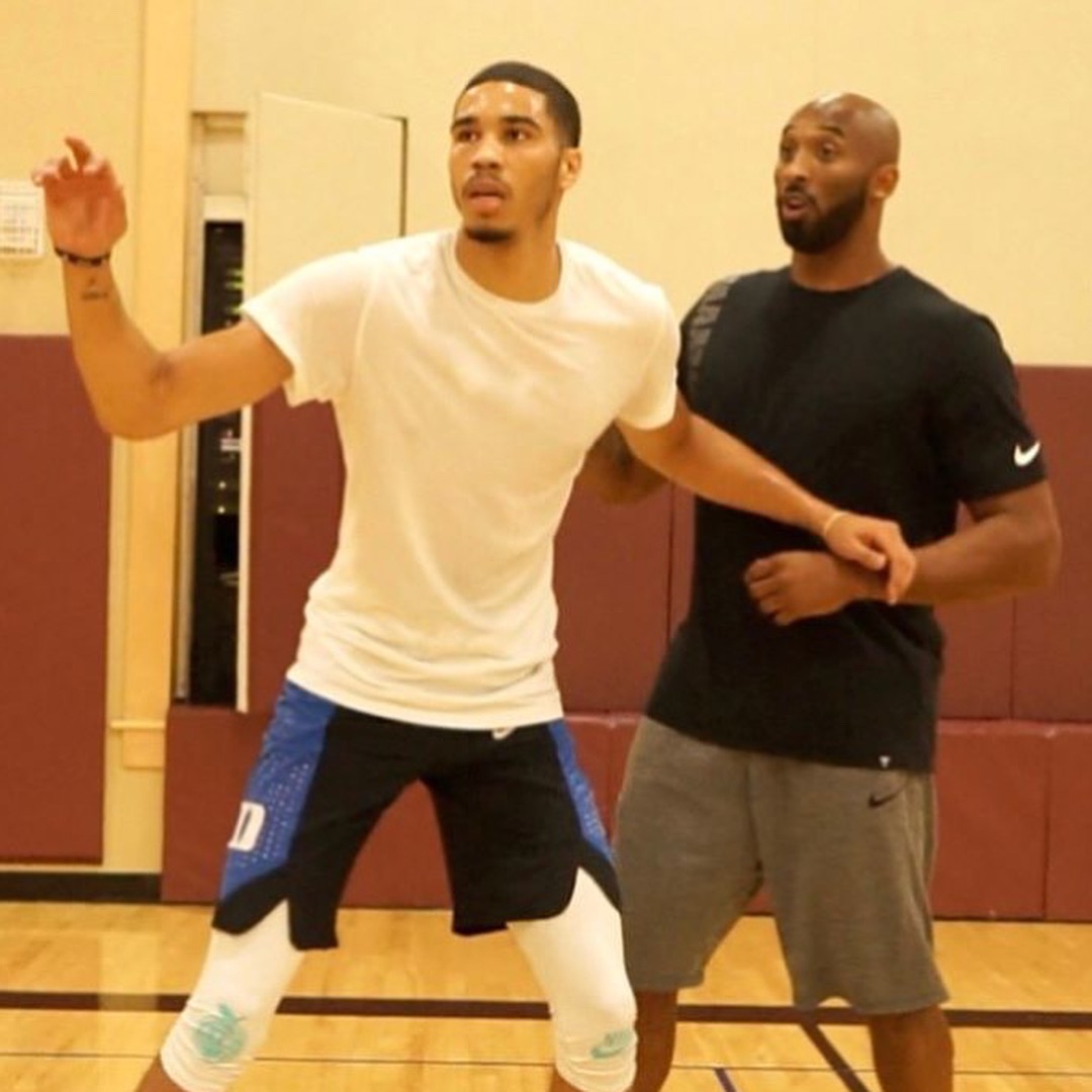 英超第14轮，利物浦、切尔西爆冷，阿森纳巩固领先，曼城或与阿森纳争夺冠军。（英超第14轮：利物浦、切尔西意外失分，阿森纳稳固领跑，曼城有望与枪手争冠）