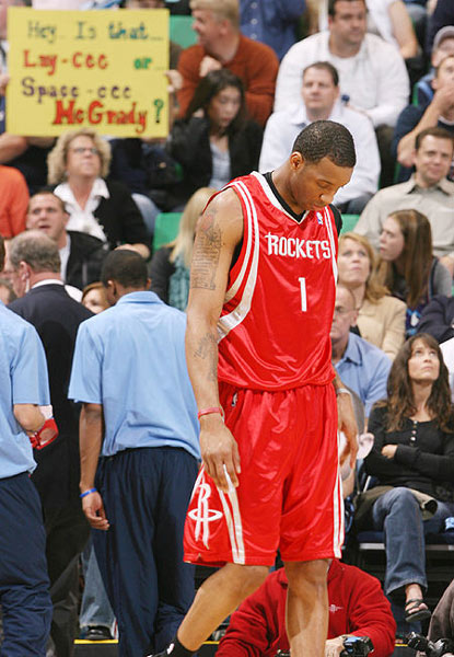 单届世欧预／欧预赛进球榜：哈兰德、莱万16球并列第一（世欧预／欧预赛单届射手榜：哈兰德与莱万同以16球领跑）