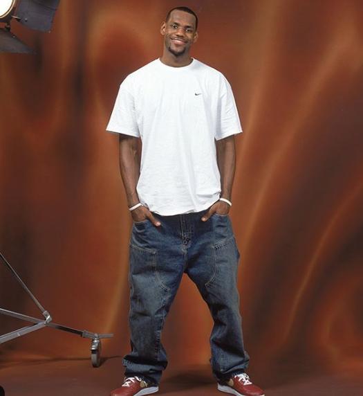 记者：恩昆库在冬窗的未来值得关注；米兰会和经纪人谈莱万（记者：冬窗恩昆库动向受关注；米兰将与莱万经纪人会谈）